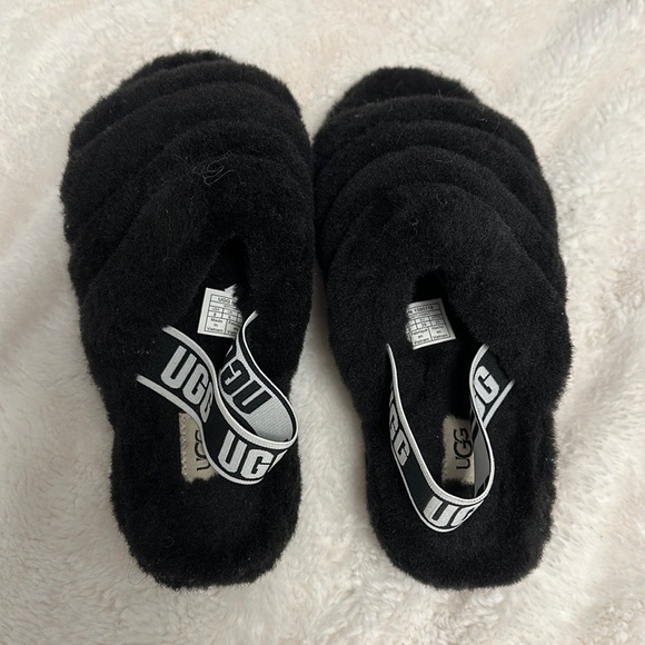 UGG Fluff Yeah Slides NWOT - Picture 3 of 5